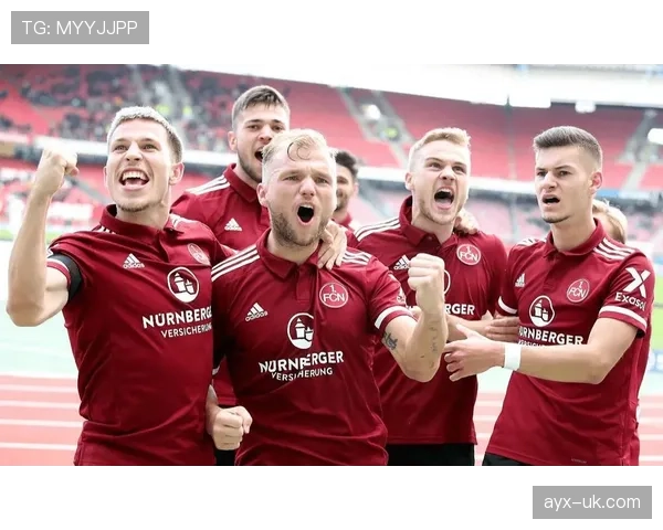 阿贾克斯火力全开，新战术激活进攻端表现亮眼